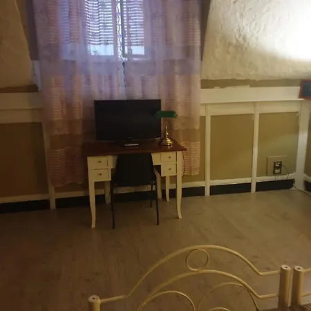 Little House Неаполь