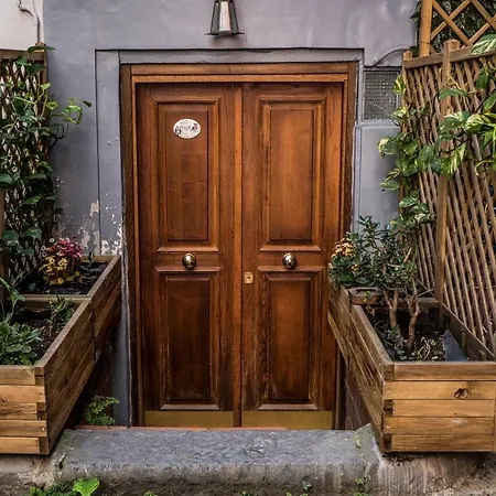 Апартаменты Little House Неаполь